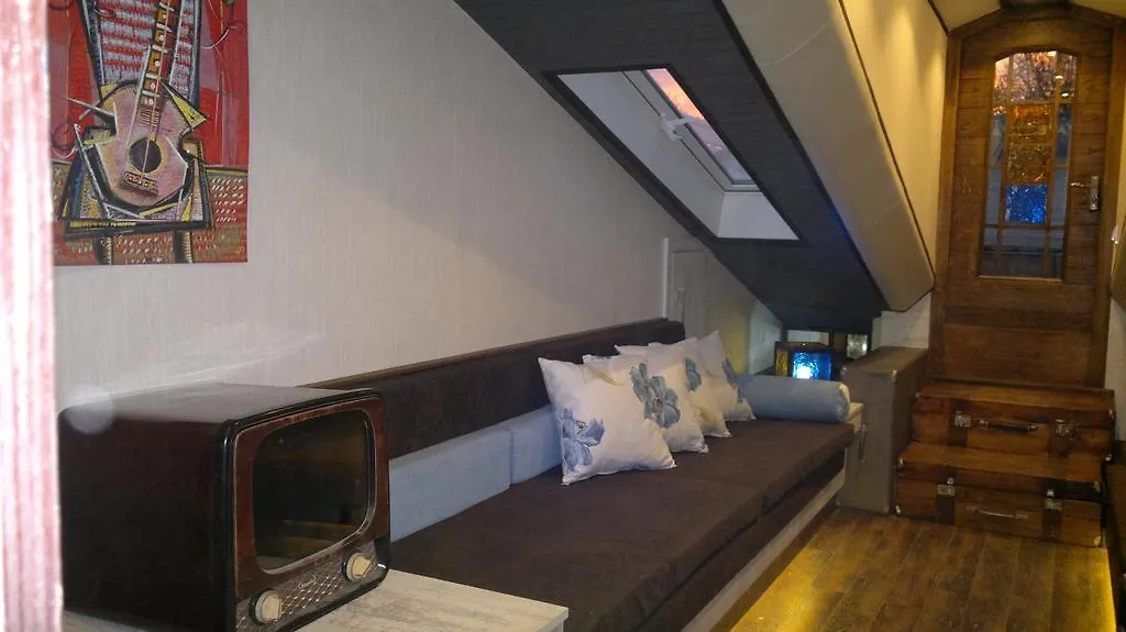Hotel Imaginarium Tbilisi 3*,  Georgien